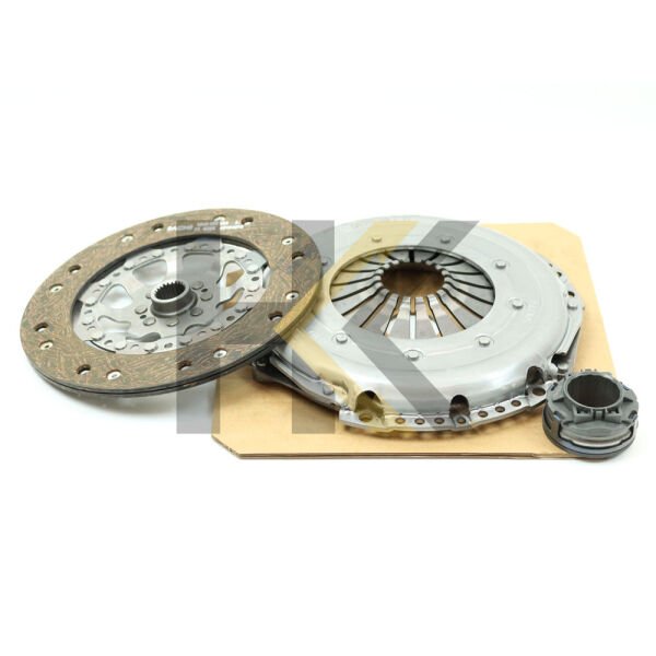 AUDİ A4 05-08 DEBRİYAJ SETİ